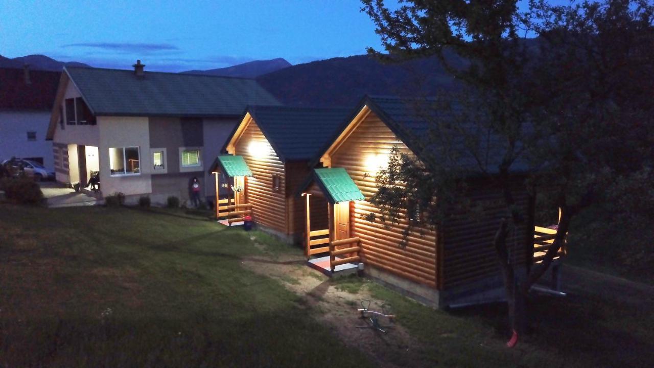 Holiday House By The Lake プラヴ エクステリア 写真